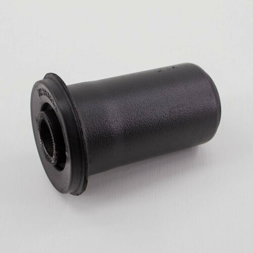 Сайлентблок нижнего рычага MMC CANTER 4M40 FB501B вид 2 ZEVS 1780₽