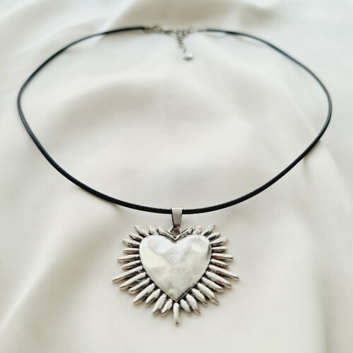 Подвеска, серебристый