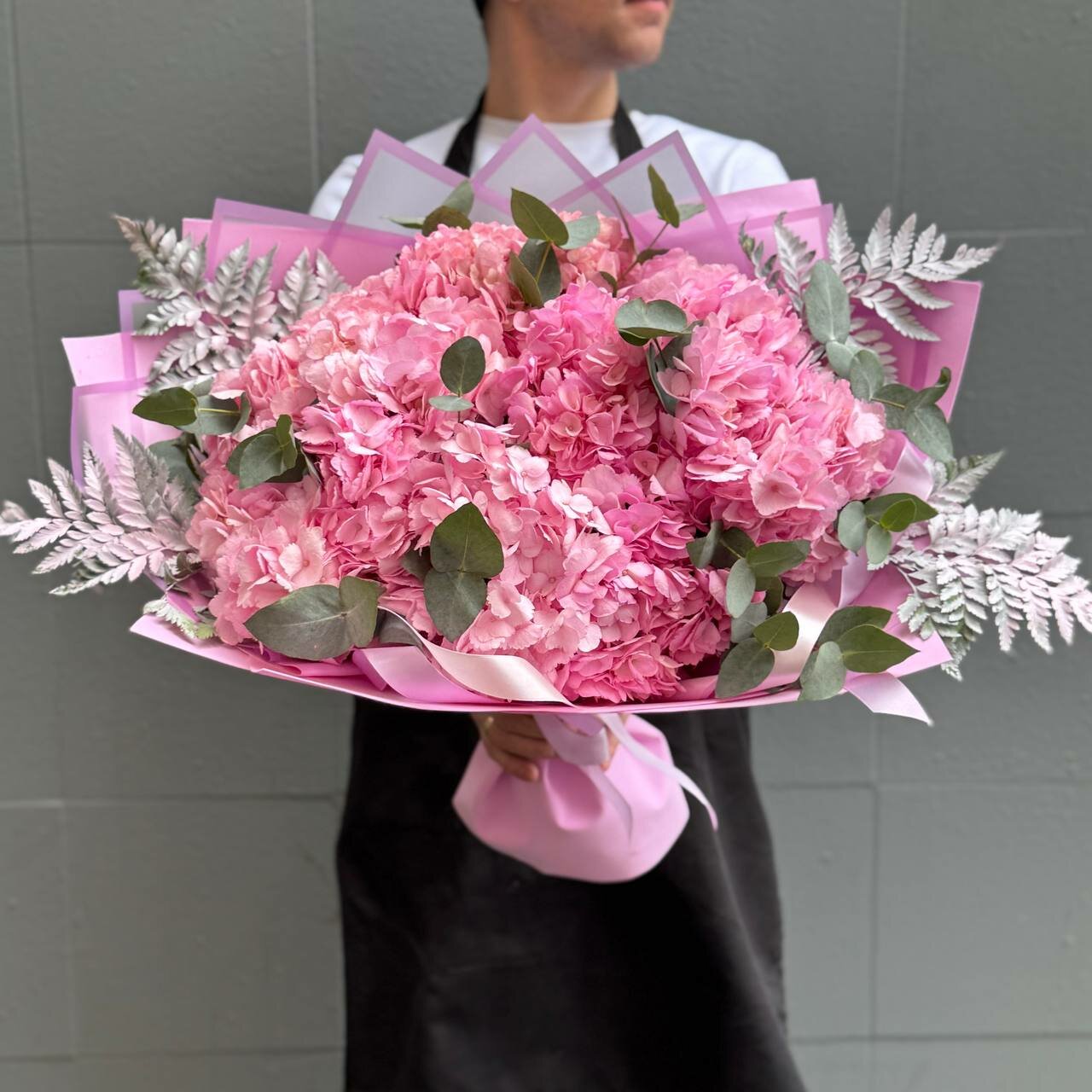 Монобукет Rybe-flowers, гортензии, 9 шт, розовые, высота 50см