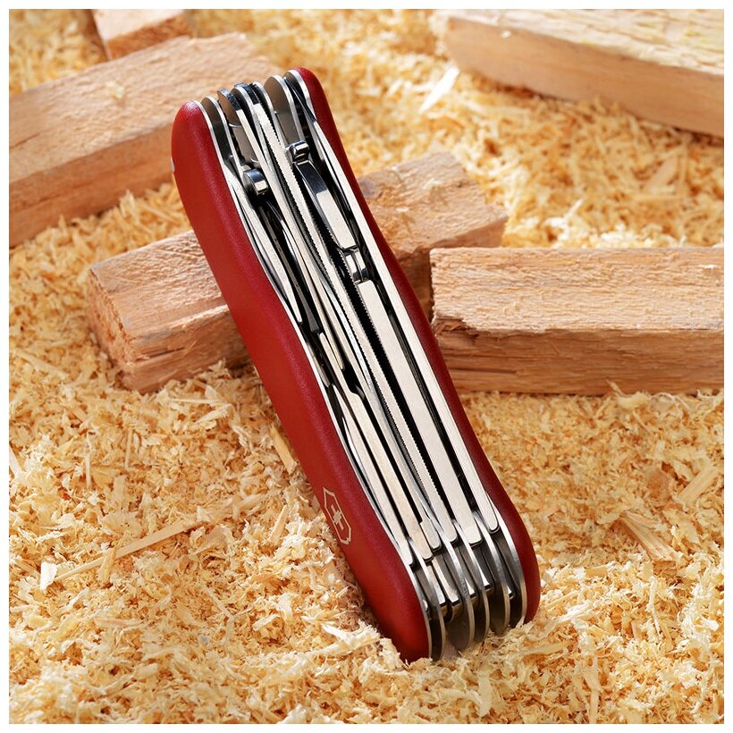 Нож Victorinox WorkChamp красный (0.8564.3r) - фото №7