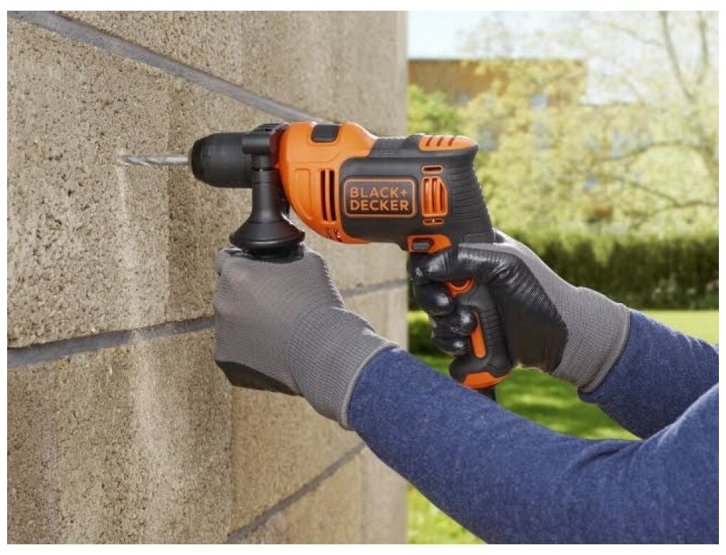 Ударная дрель BLACK+DECKER BEH710K, 710 Вт черный/оранжевый - фотография № 4