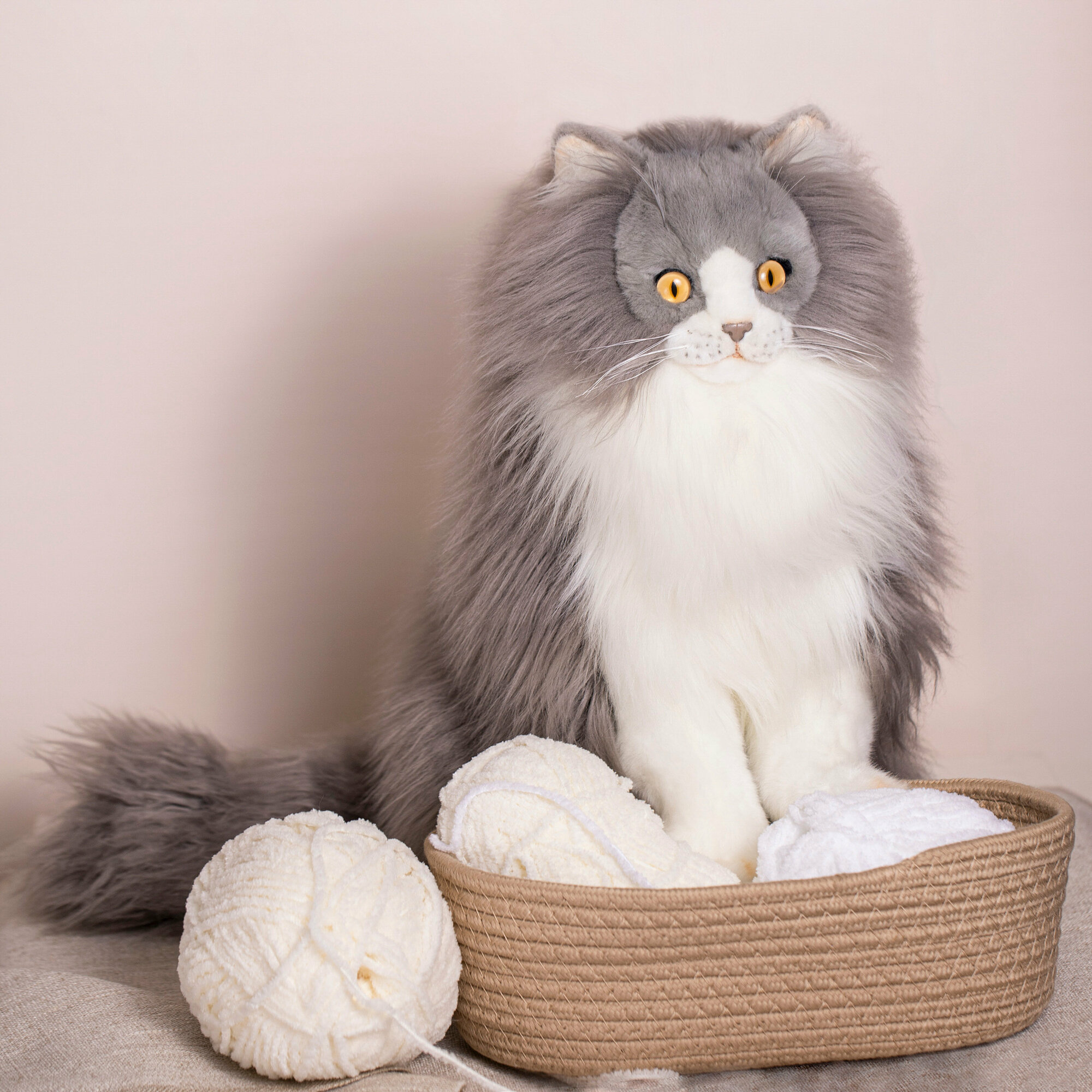 Hansa Персидский кот Табби серый с белым, 38см Hansa Creation - фото №9