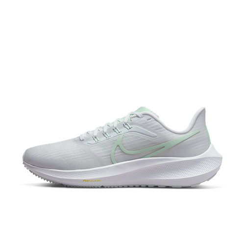 Кроссовки NIKE, беговые, размер EUR 38, серый