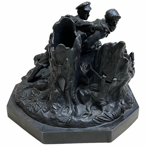 Чугунная скульптура - чернильница "Партизаны в тылу врага" 1946 г. Автор Аникин П. С. Касли, СССР