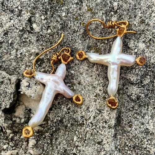 Серьги Братья Глазуновы, серебро, 925 проба, золочение, жемчуг, гранат, размер 80 мм, длина 6 см, белый, горчичный