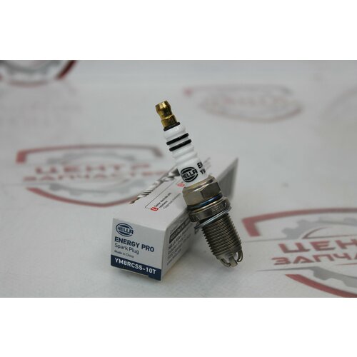 Свеча зажигания HELLA 8EH188704371