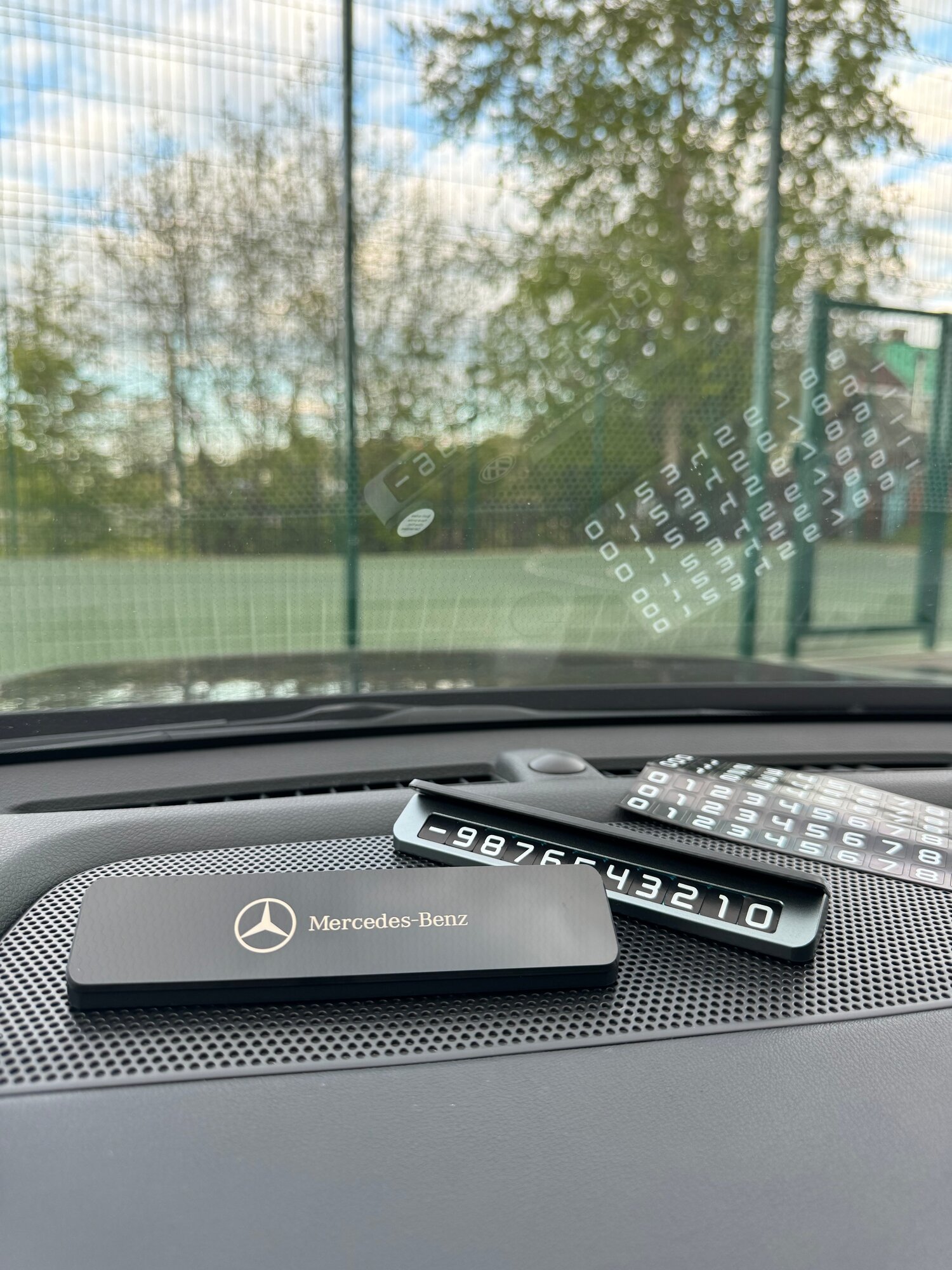"Автовизитка премиум" от бренда The One для Mercedes-Benz