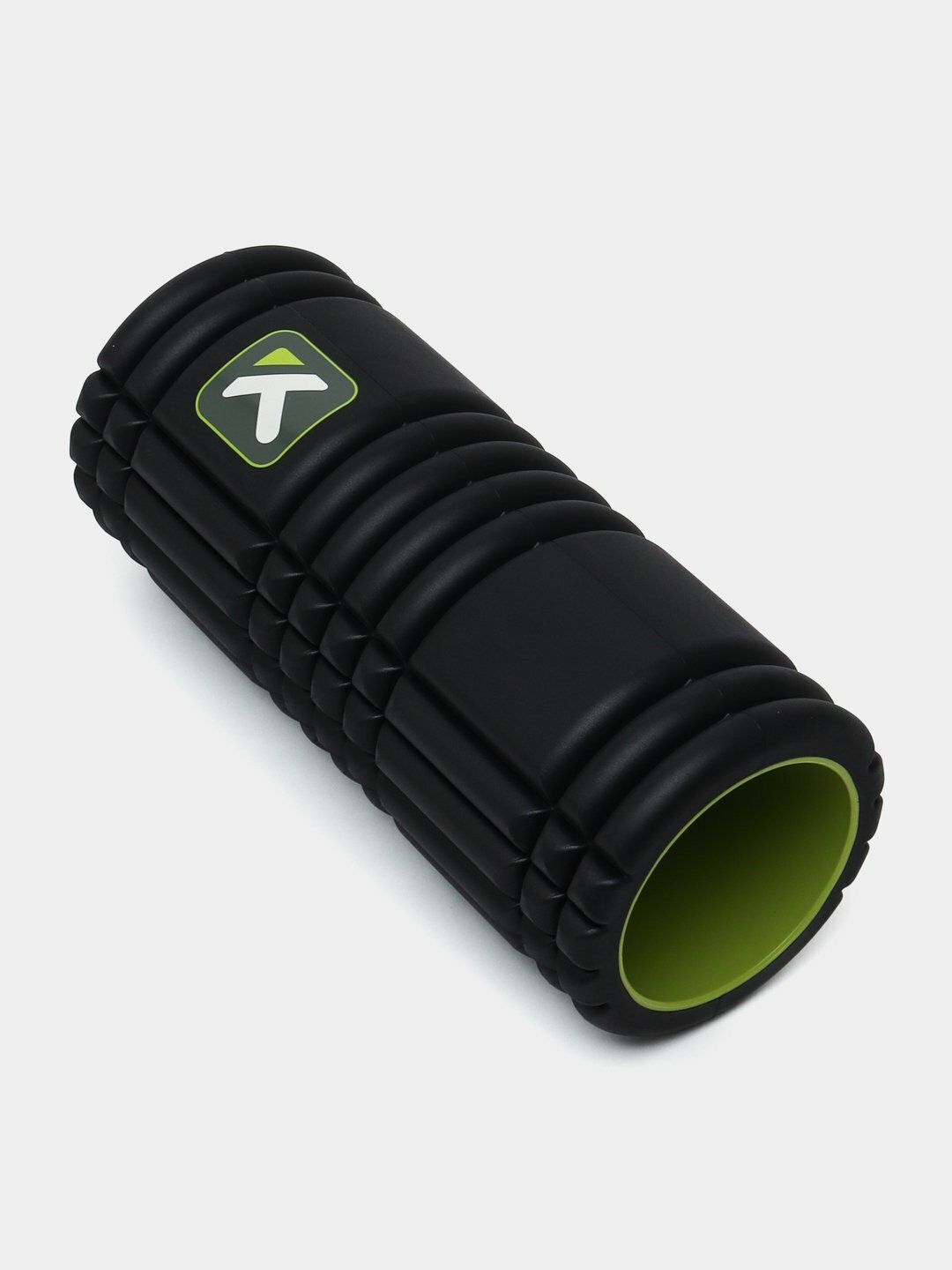 Массажный цилиндр Trigger Point "Grid", 33см, неравномерная поверхность, чёрный — фото 1