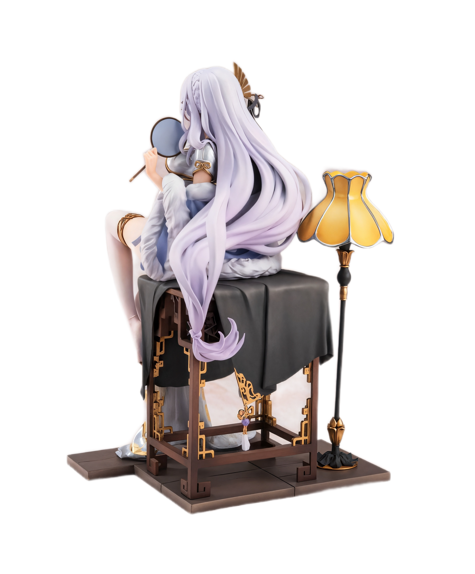 Фигурка Аниме Re: Zero Emilia на Столе 23см.