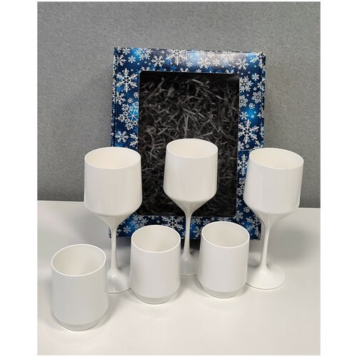 Подарочный набор. Многоразовые пластиковые бокалы Premium Vino в подарочной упаковке.