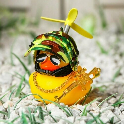 Утка с пропеллером желтая шлем хакки 796₽