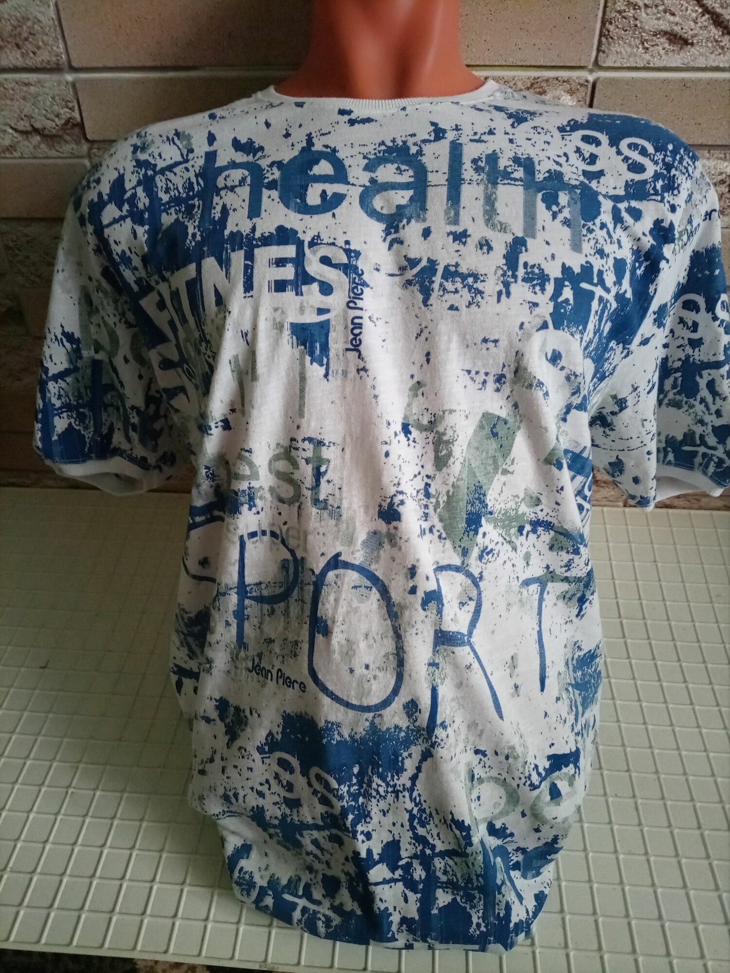 Футболка спортивная