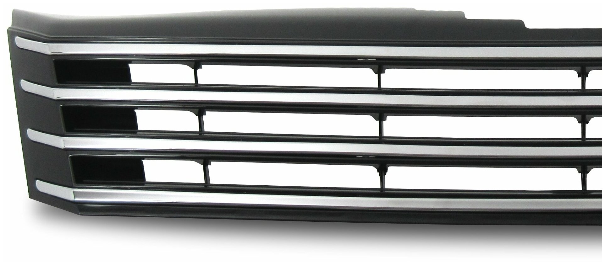 Решетка радиатора VW Passat B7 тюнинг черная глянцевая с хромом без значка