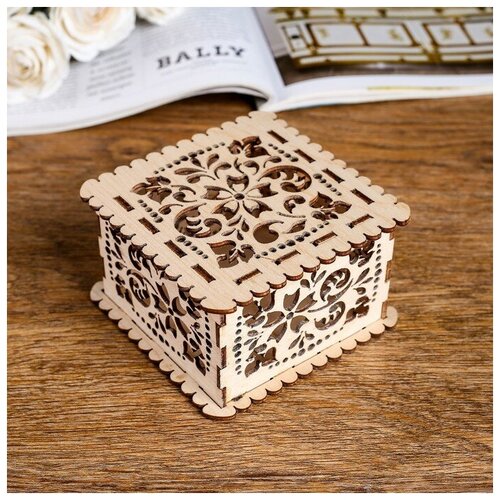 Шкатулка 81 квадратная маленькая В упаковке 1 456₽