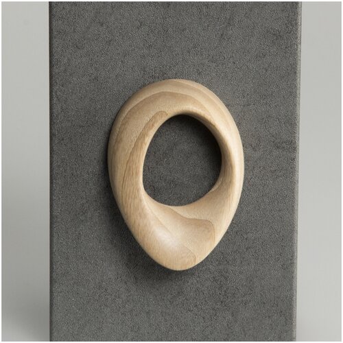 Ручка мебельная, деревянная, м/о 32 мм., модель: 