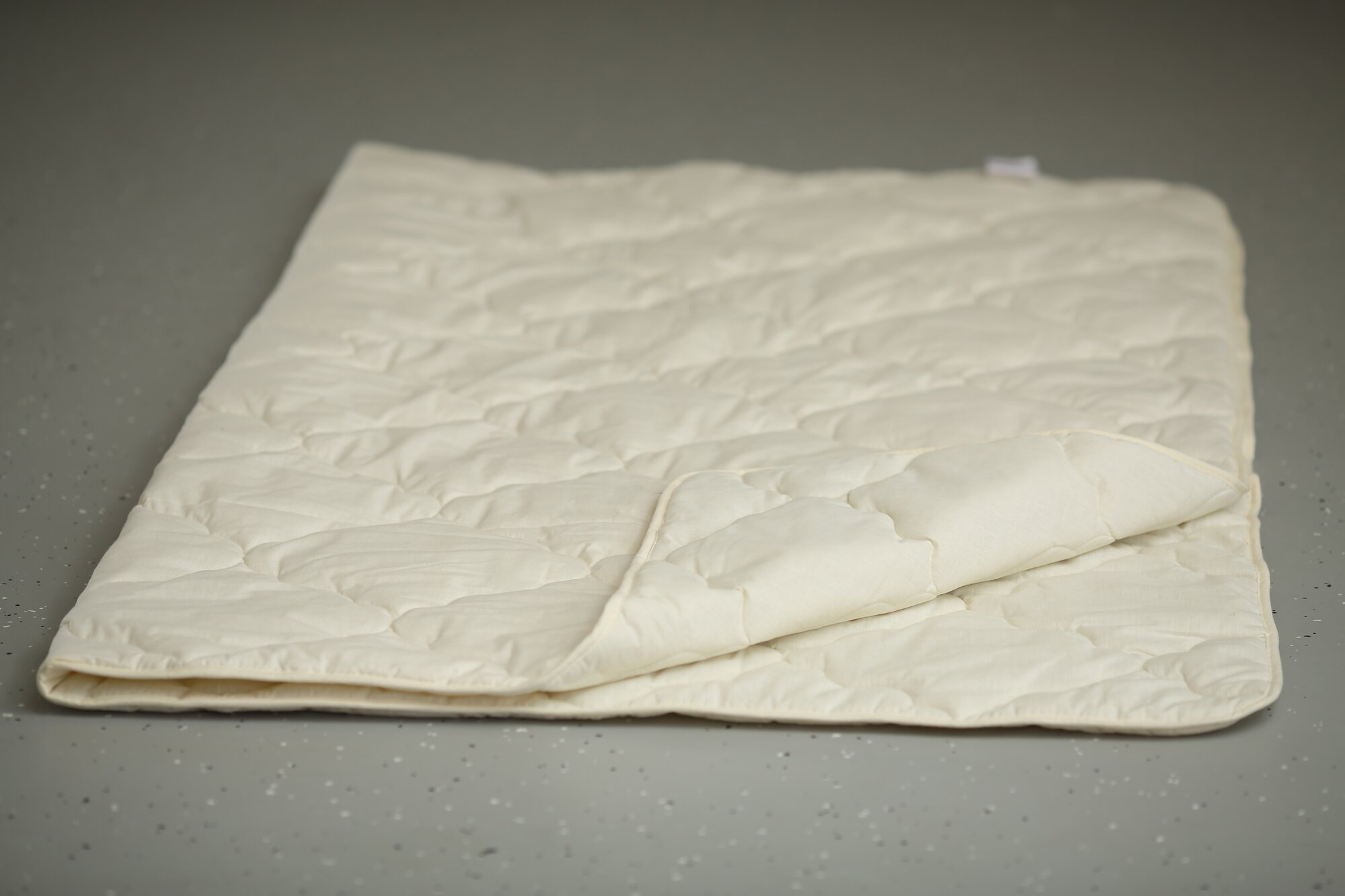 Одеяло 29 (шерсть овечья 300/смесовая ткань) 2-спальное - фотография № 5