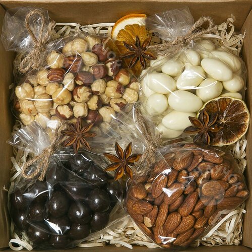 Подарочный набор орехов и сладостей Фантастика № 6 фундучок орехи миндаль в шоколаде аркада 500 г