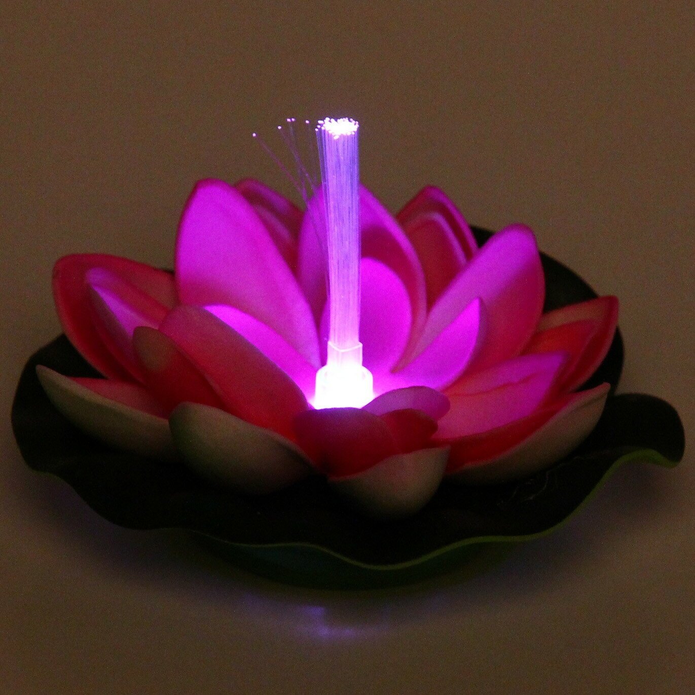 Искусственные цветы для декора (набор 3шт), растения для пруда"Кувшинка" d-10см розовая, с подсветкой - фотография № 6