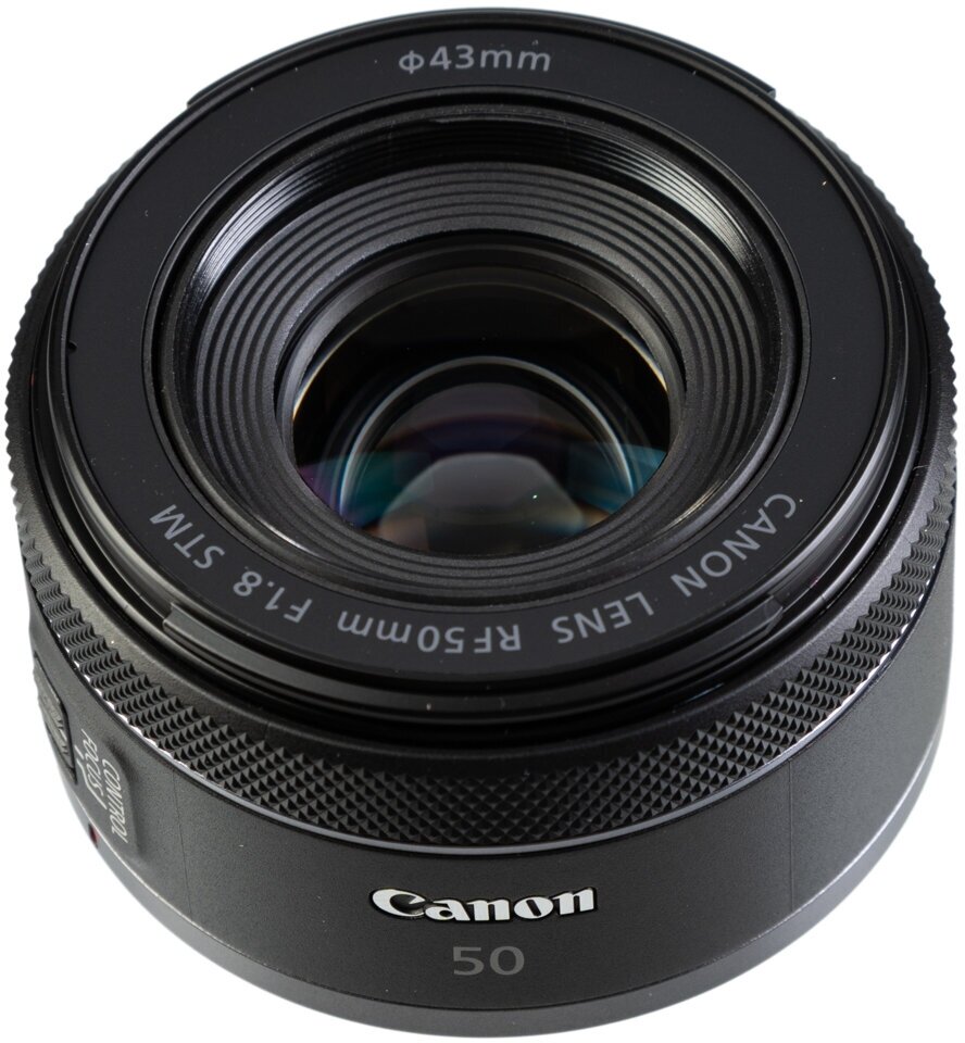 Объектив Canon RF 50mm F1.8 STM черный - фотография № 9