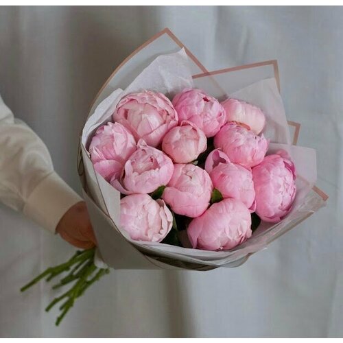 Букет Пионы розовые 13 шт, красивый букет цветов пионов, шикарный, премиум цветы.