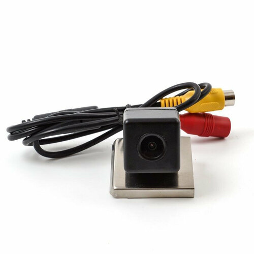 Камера заднего вида Nissan Terrano Ниссан Террано 295000₽