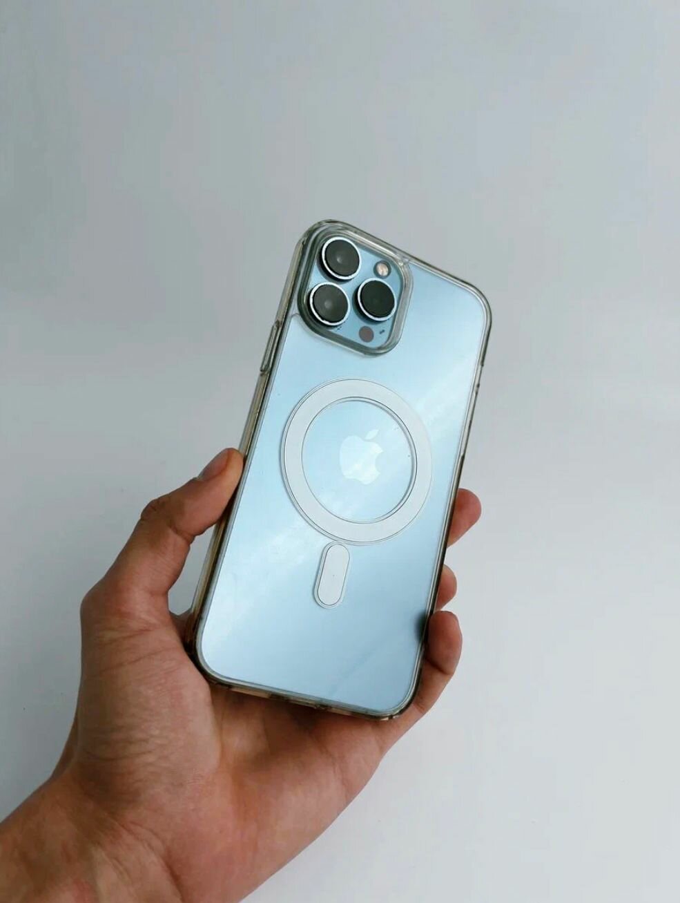 Чехол прозрачный iPhone 15 pro с функцией Magsafe