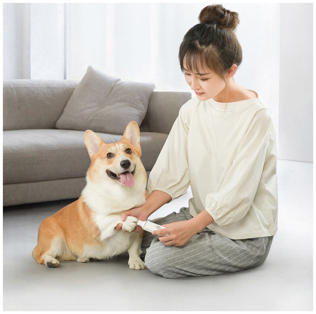 Триммер для когтей домашних животных Xiaomi Pawbby Pet Electric Nail Sharpener (MG-NG001) - фотография № 3