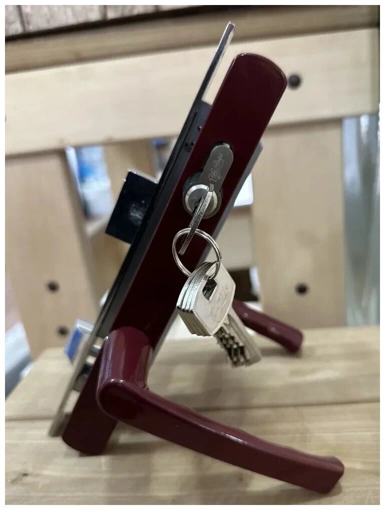 Комплект замка с ручкой Vintare для калитки RAL3005 личинка 80 мм (ключ-ключ)