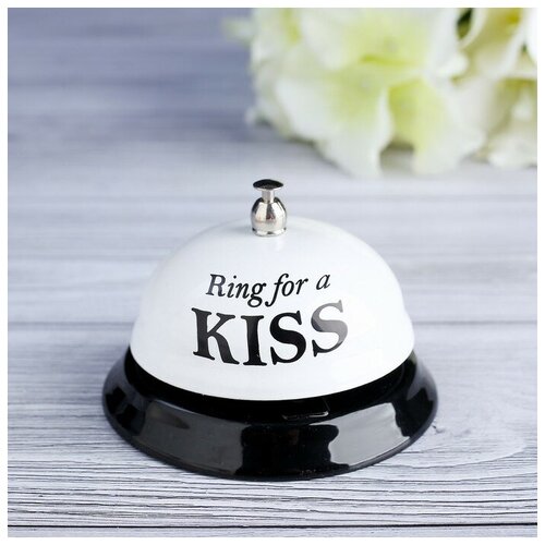 --- Звонок настольный Ring for a kiss, 7.5х7.5х6.5 см