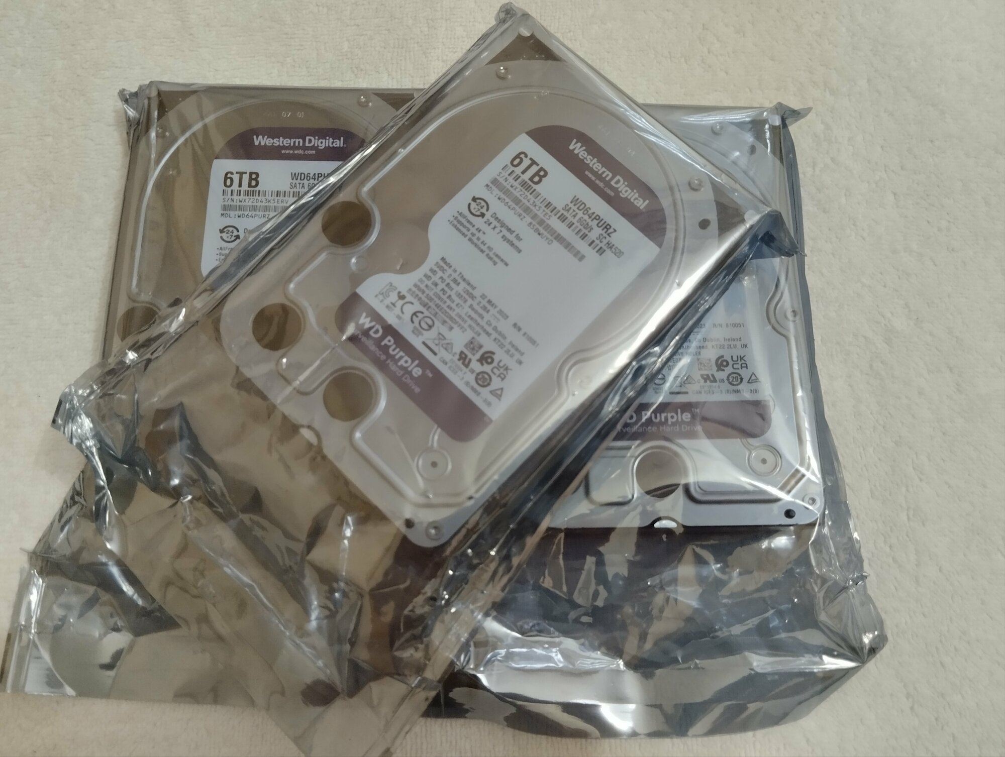 Жесткий диск 3.5" Western Digital WD Purple 6 ТБ, SATA III, 256 Mb, 5400 rpm (WD64PURZ)