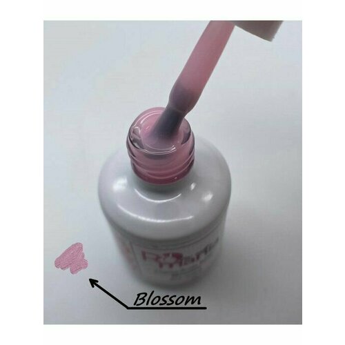 Камуфлирующая база blossom для ногтей маникюра профессиональная для салона / RoMania