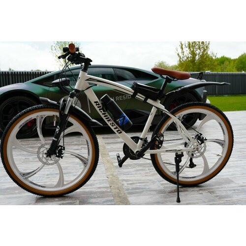 Велосипед Richiesto 26 колёса литые Алюминиевые диски Рама 18 Горный Взрослый Подростковый Спортивный белыйкоричневый 27700₽