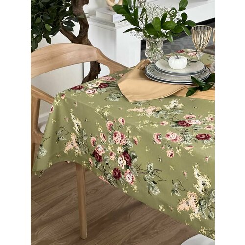 Скатерть Dreamtex Home Decor Розы на оливковом 150х220 см