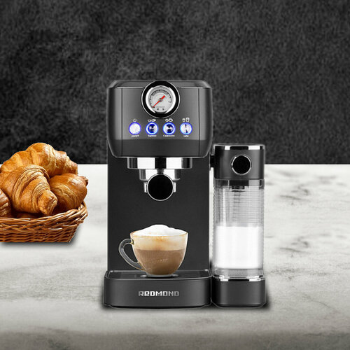 Кофеварка REDMOND CM702 2299900₽