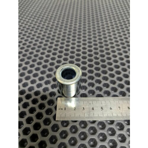 Втулка оси заднего колеса, наружная на питбайк эндуро