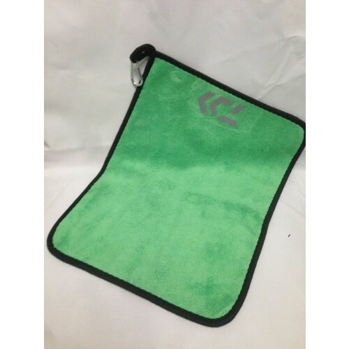 Полотенце из микрофибры Daiwa для рыбалки /Полотенце туристическое (тёмно-зелёное)