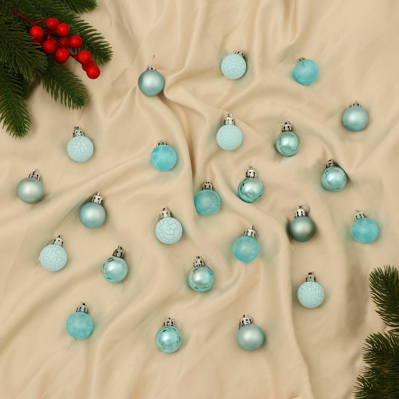 Набор шаров d-3 см, 24 шт "Традиция" треск, голубой