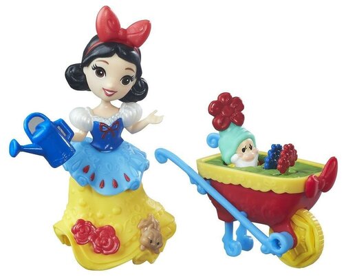 Набор Hasbro Disney Princess Маленькое королевство Принцесса с аксессуарами, B5334