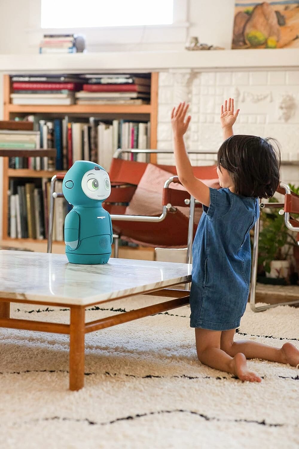 Обучающий умный робот"Moxie Embodied" с искусственным интеллектом на GPT Powered AI (на английском)