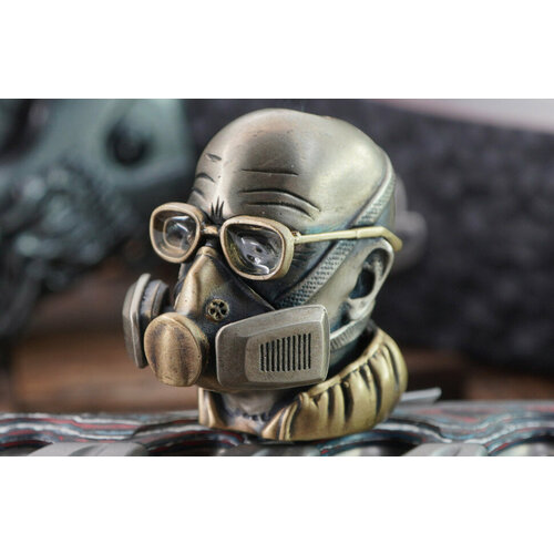 Бусина Хайзенберг (белый металл, латунь, ювелирная эмаль)