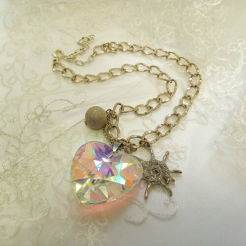 Колье Чарующий Рай Колье -цепь с кристаллом сердце Coeur/Чехия, кристаллы Swarovski, длина 50 см, бесцветный, белый