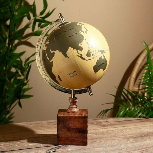 Сувенир глобус Босс 22х22х35 см 4195₽