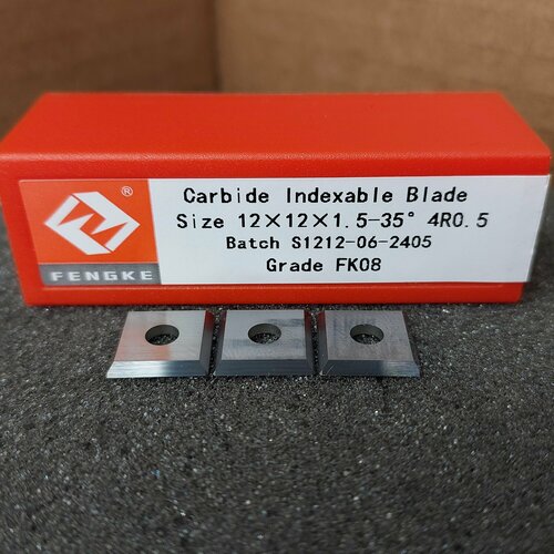 Комплект ножей с радиусными углами для фрез выравнивания поверхности 12.0x12.0x1.5 R05 сплав FK08 (аналог CERATIZIT KCR08) 3шт