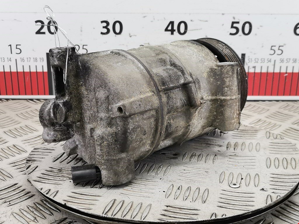 Компрессор кондиционера Volkswagen Passat 6 5N0820803 арт. 2181373