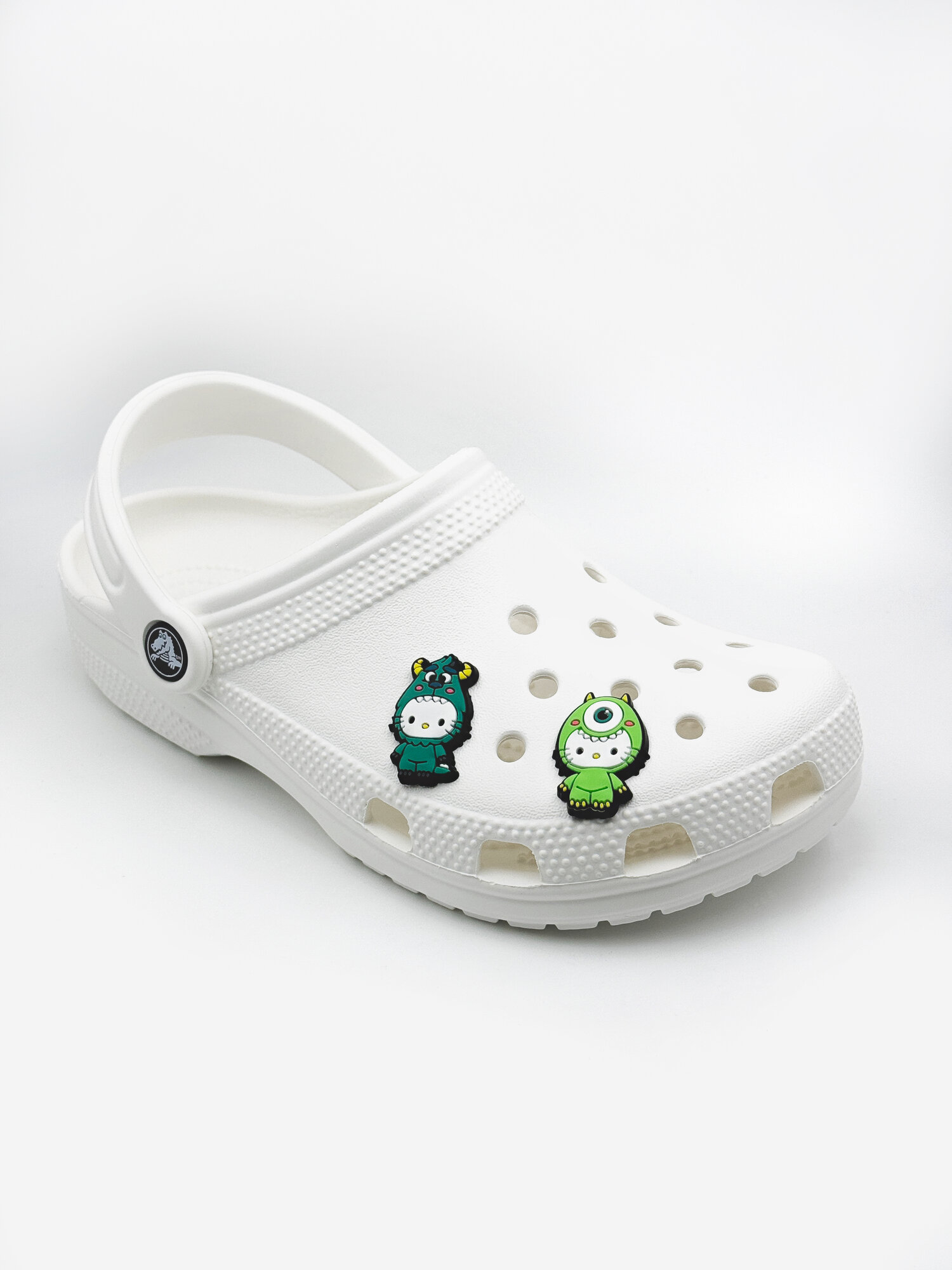 Украшения для обуви джибики("Хеллоу Китти", "Аниме"), Джибитсы(2 штуки) — фото 1