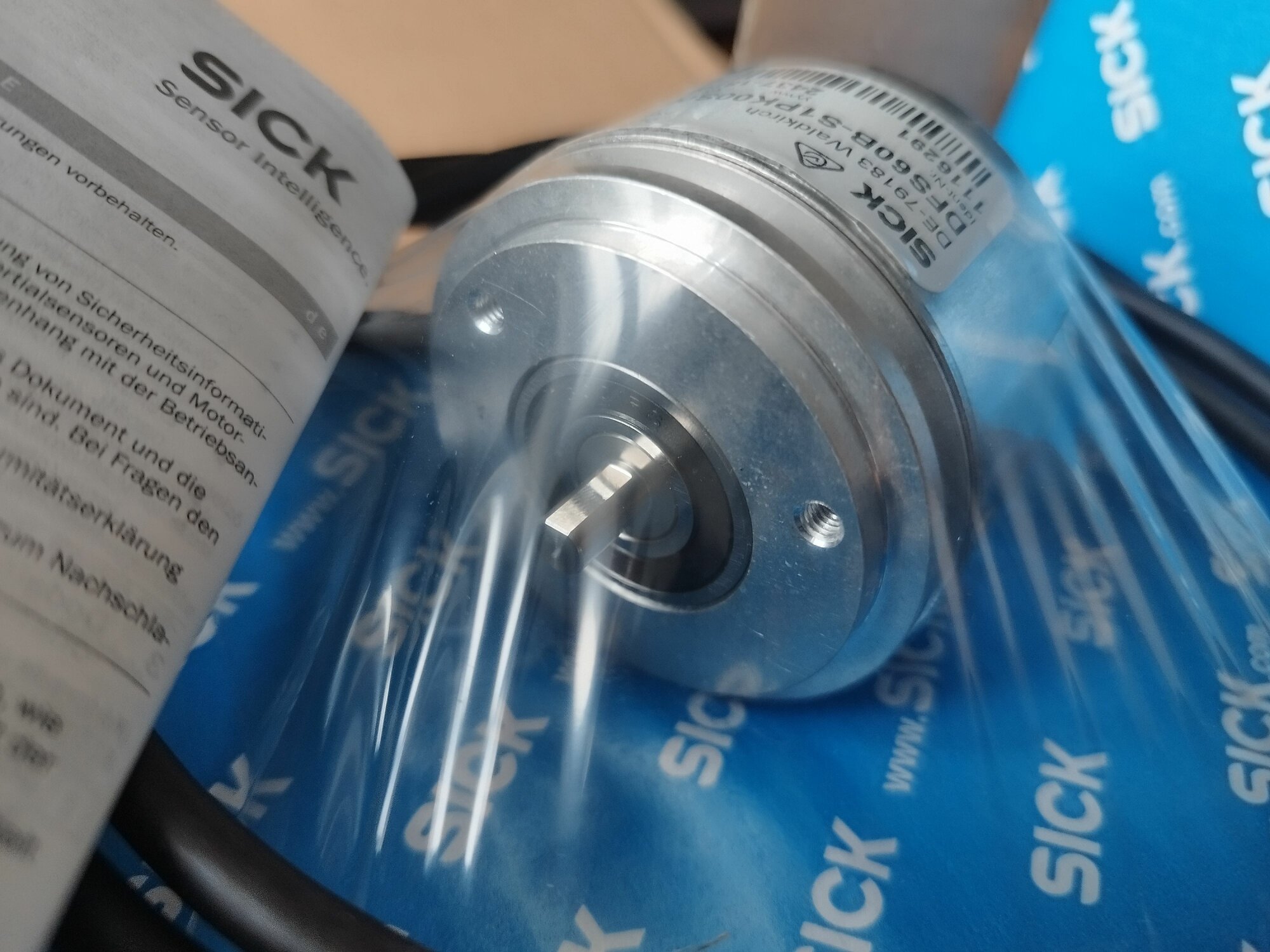 Программируемый энкодер DFS60B-S1PK00S04 Sick HTL / Push pull 3600 оборотов — фото 1