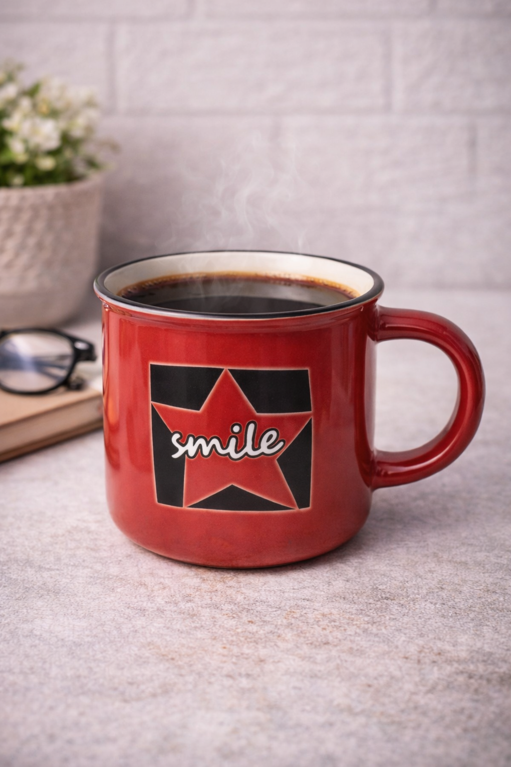 Керамическая кружка "SMILE" красного цвета для чая и кофе 250 мл,1 шт. элегантного дизайна