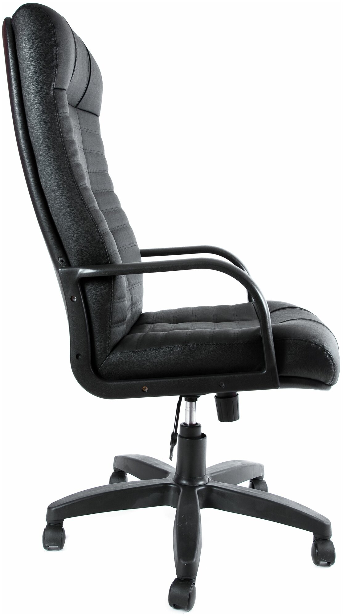Компьютерное кресло Евростиль Атлант офисное, обивка: натуральная кожа, цвет: черный