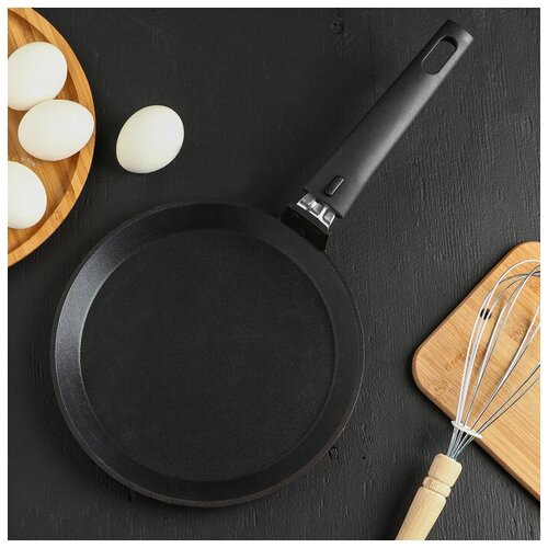 фото Сковорода блинная «традиция», d=22 см, съемная ручка, антипригарное покрытие kukmara