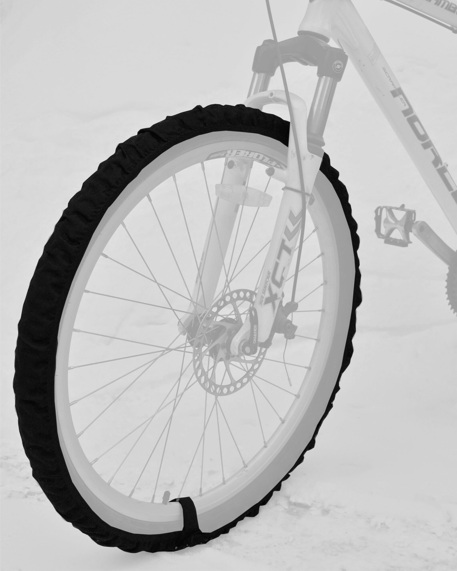 Чехол для колес велосипеда AG-Brand, 18/25 дюйма, черный, набор из 2-х штук